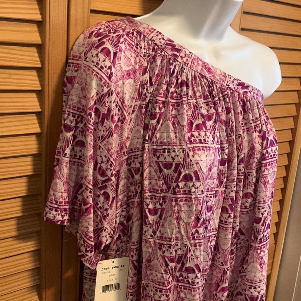 NWT Free People Ocean Avenue cold shoulder Top